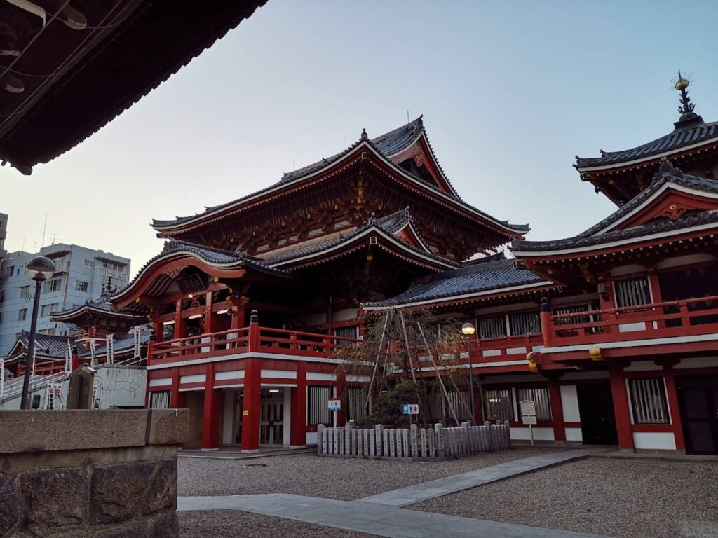 tempel-osu-kannon-nagoya-japan-reisebericht-vomreisen